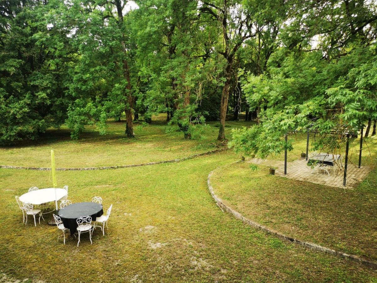 Maison De Campagne Isomes Luaran gambar